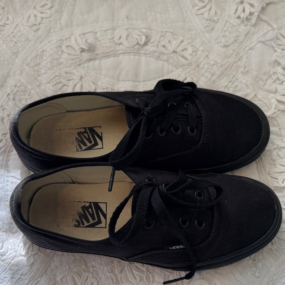 Vans Black Canvas Low-Top Sneakers - Picture 2 of 7